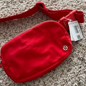 Lululemon EWBB LOVE-RED ❤️ NWT
